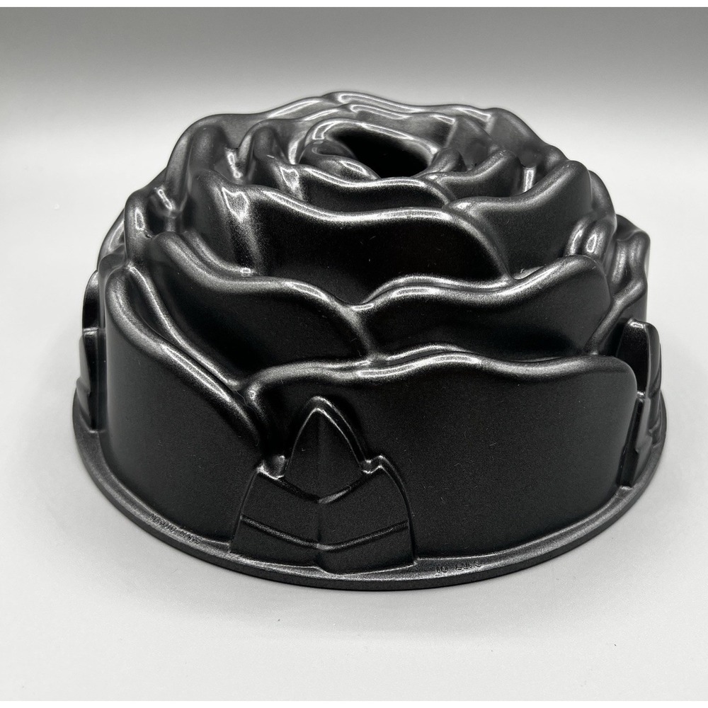 NORDIC WARE 3D Rose With Leaves Bundt Cake Mold Pan Nonstick Heavy Cast Aluminum